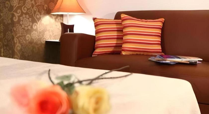 จี 2โฮเต็ล กรุ๊ป Hotel หาดใหญ่ ภายนอก รูปภาพ